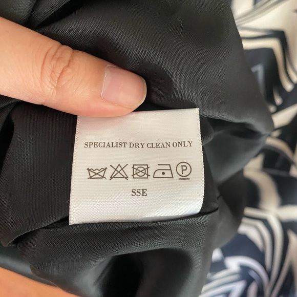 LK BENNETT patterned fit and flare dress - Picture 12 of 13